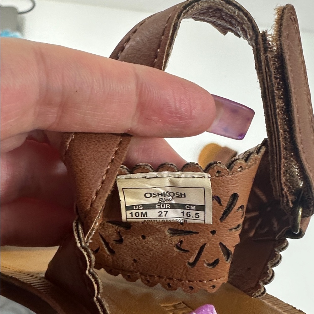 OshKoshBGosh Brown Kids Sandals with Velcro Girls size 10M summer beach stylish - Picture 11 of 11
